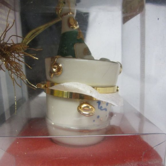2000 LENOX COMMEMORATIVE ORNAMENT, CHAMPAGNE BOTTLE W/BUCKET,TIME CAPSULE - Picture 5 of 7